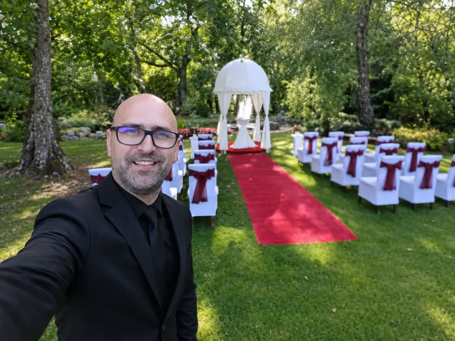 Vestuvinės ceremonijos akimirka